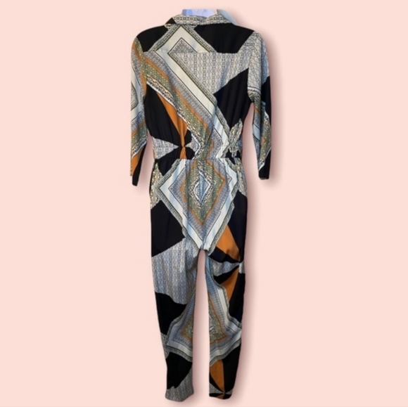 Super Cute Jumpsuit - Picture 4 of 12